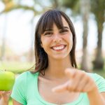 Consejos para mantener una sonrisa saludable durante la vejez