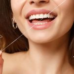 Guía para elegir el mejor hilo dental según tu tipo de dientes