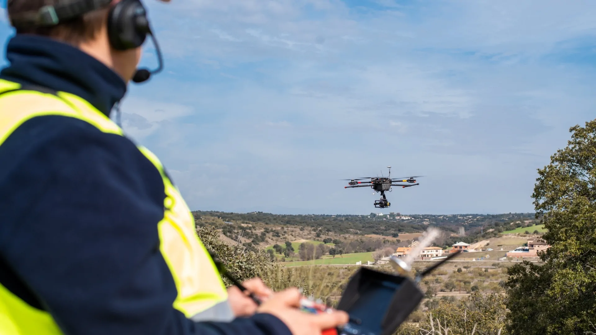 V. Tabla de Aplicaciones y Beneficios de los Drones en Campañas Dentales Comunitarias