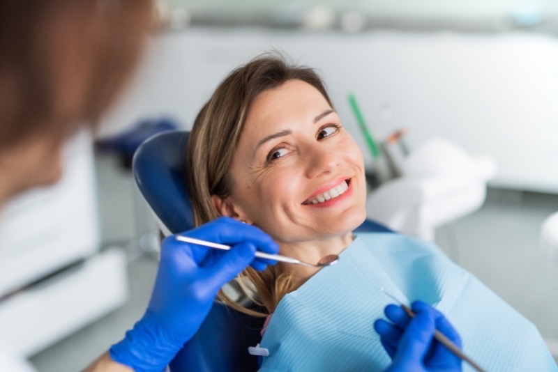 ¿Qué es la odontología mínimamente invasiva? 2 Beneficios de la Odontología Mínimamente Invasiva