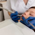Estrategias para evitar la caries en bebés y niños pequeños