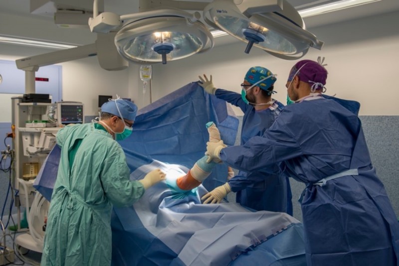 Procedimientos Quirúrgicos para Alargar la Corona
