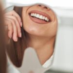 Cómo la odontología estética mejora tu sonrisa